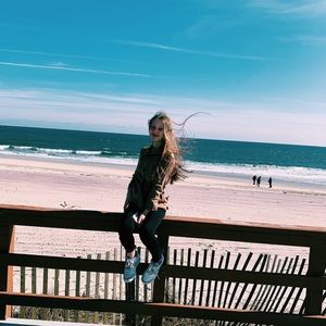 Meet your Posher, Meta